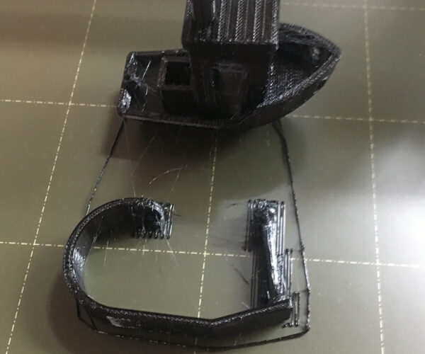 Black PETG benchy - note the skirt loop doesnt adhere away from the print