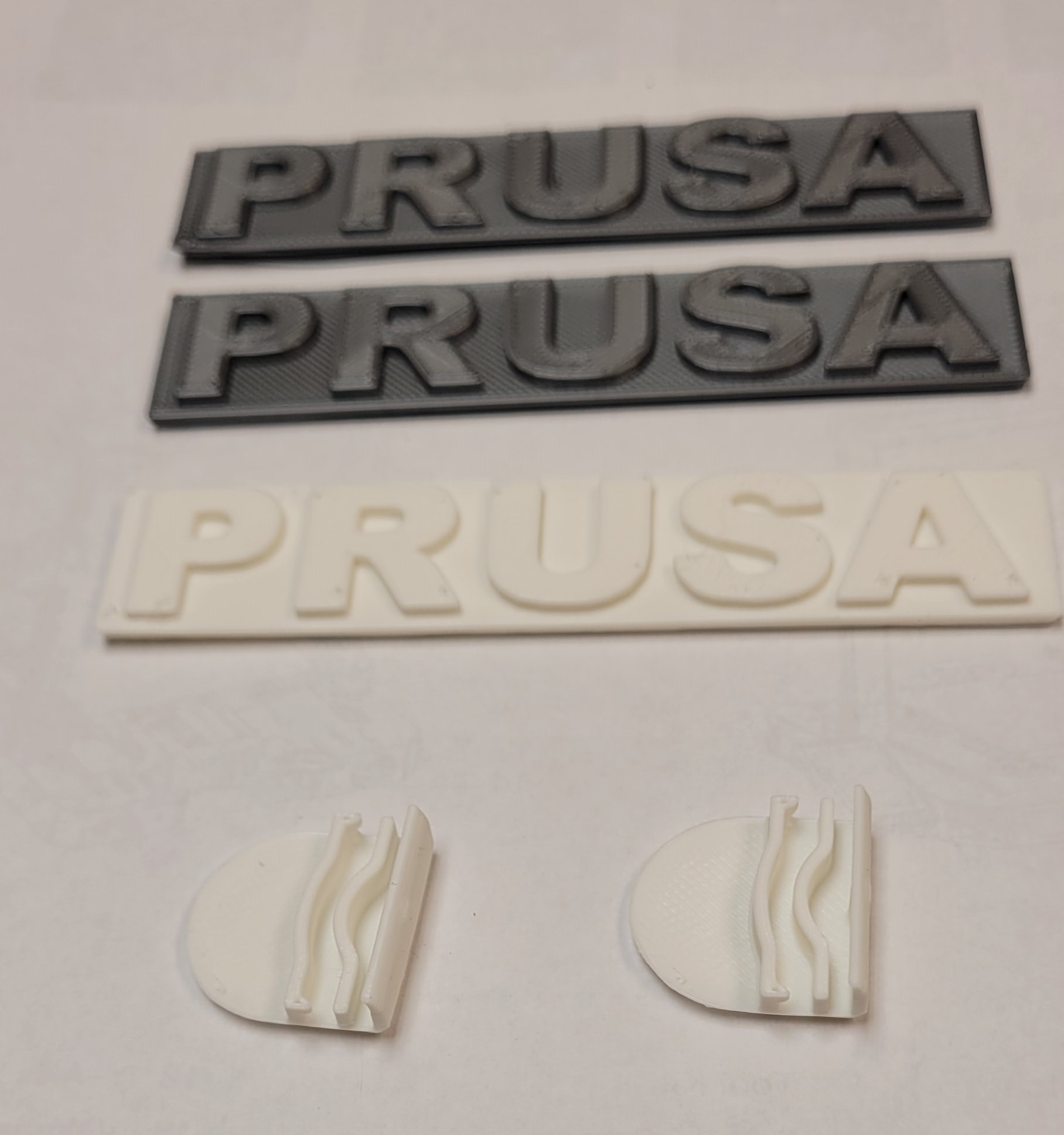 Help! I recently bought the Revell Contacta Professional but it wont stick  to Elegoo ABS-like Grey Resin. Is this a common problem? : r/3dprintingdms